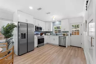 4733 25th Ave S, Saint Petersburg, FL 33711 - Photo 9