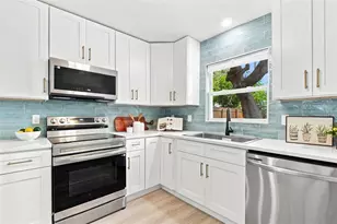 4733 25th Ave S, Saint Petersburg, FL 33711 - Photo 17