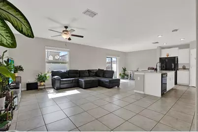 3707 Daisy Bloom Place, Tampa, FL 33619 - Photo 3