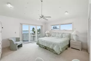 2869 Seabreeze Dr S, Gulfport, FL 33707 - Photo 5
