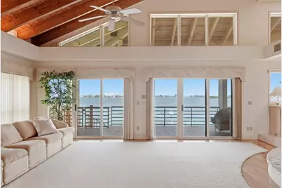 2869 Seabreeze Drive S, Gulfport, FL 33707 - Photo 11