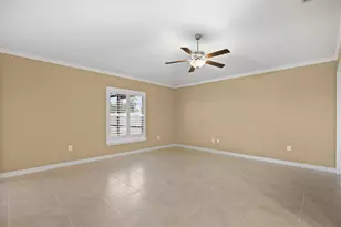 15430 Miller Creek Dr, Sun City Center, FL 33573 - Photo 11