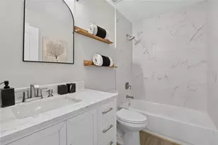 525 19th St NW, Ruskin, FL 33570 - Photo 31