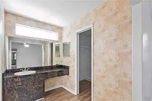 11016 Saginaw Dr, Tampa, FL 33617 - Photo 21