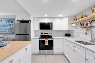8800 Blind Pass Road #4, Saint Pete Beach, FL 33706 - Photo 9