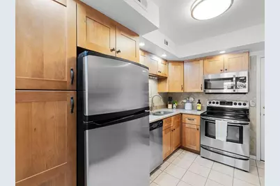 17400 Gulf Boulevard #J7, Saint Petersburg, FL 33708 - Photo 7