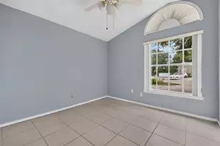 5808 Red Cedar Ln, Tampa, FL 33625 - Photo 5