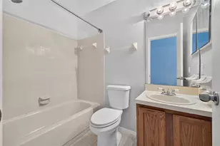 5808 Red Cedar Ln, Tampa, FL 33625 - Photo 3