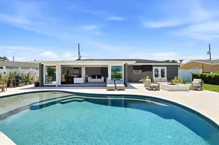 121 79th St S, Saint Petersburg, FL 33707 - Photo 47