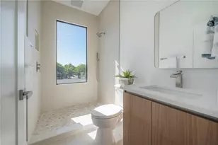 2721 17th Ave N, Saint Petersburg, FL 33713 - Photo 43