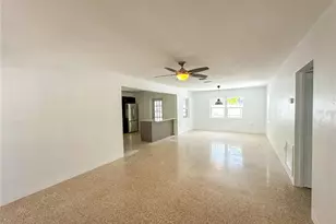 701 52nd Ave S, Saint Petersburg, FL 33705 - Photo 7