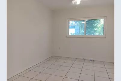 7980 52nd Street N, Pinellas Park, FL 33781 - Photo 9