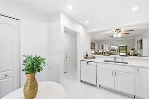 5265 E Bay Dr, Clearwater, FL 33764 - Photo 25