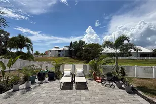 6412 Grenada Island Ave, Apollo Beach, FL 33572 - Photo 87
