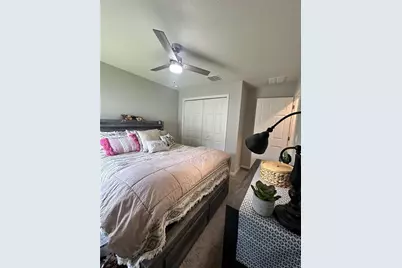 6911 Gideon Cir, Zephyrhills, FL 33541 - Photo 17