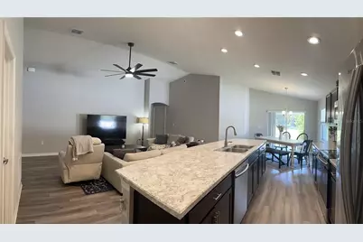6911 Gideon Cir, Zephyrhills, FL 33541 - Photo 9
