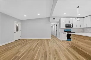 1130 Dogwood Ave, Tampa, FL 33613 - Photo 21