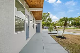 1130 Dogwood Ave, Tampa, FL 33613 - Photo 5