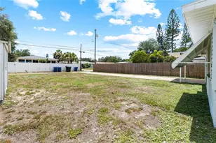 782 42nd Ave NE, Saint Petersburg, FL 33703 - Photo 29