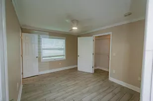 2040 Woodbriar Loop S, Lakeland, FL 33813 - Photo 9