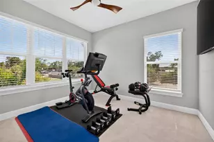 293 18th Ave S, Saint Petersburg, FL 33705 - Photo 23