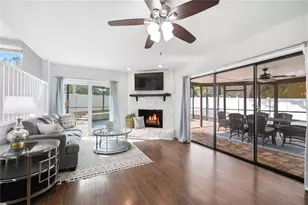 2034 Cindy Cir, Palm Harbor, FL 34683 - Photo 9
