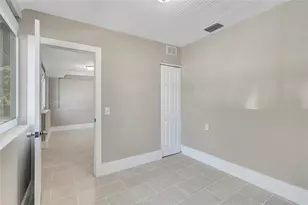 703 16th Ave NW, Largo, FL 33770 - Photo 11