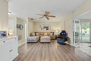 13651 Imperial Grove Dr N, Largo, FL 33774 - Photo 19