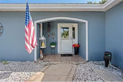 13651 Imperial Grove Drive N, Largo, FL 33774 - Photo 37