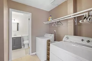 9009 Tudor Dr, Tampa, FL 33615 - Photo 45