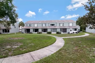 2439 Lake Woodberry Cir, Brandon, FL 33510 - Photo 31