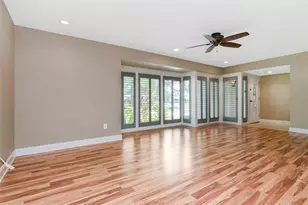 1801 Oak Park Dr N, Clearwater, FL 33764 - Photo 5