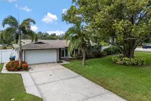 1801 Oak Park Dr N, Clearwater, FL 33764 - Photo 61