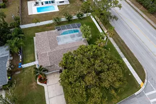 1801 Oak Park Dr N, Clearwater, FL 33764 - Photo 63