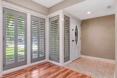 1801 Oak Park Drive N, Clearwater, FL 33764 - Photo 3