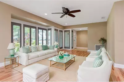 1801 Oak Park Drive N, Clearwater, FL 33764 - Photo 7