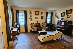 7306 Bridgeview Dr, Wesley Chapel, FL 33545 - Photo 7