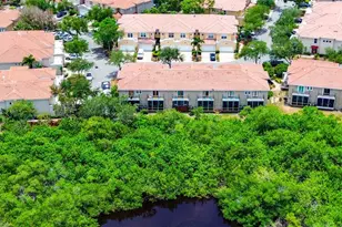256 Valencia Cir, Saint Petersburg, FL 33716 - Photo 35