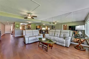 8107 Bardmoor Pl, Seminole, FL 33777 - Photo 3