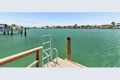 10246 Tarpon Drive, Treasure Island, FL 33706 - Photo 5