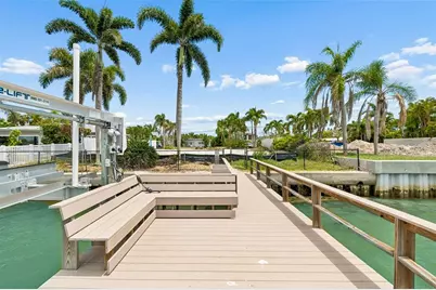10246 Tarpon Drive, Treasure Island, FL 33706 - Photo 9