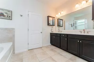 7527 Lantern Park Ave, Apollo Beach, FL 33572 - Photo 11