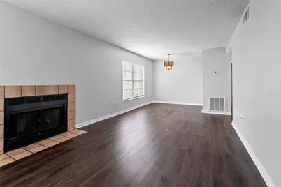14323 Hanging Moss Circle #102, Tampa, FL 33613 - Photo 5