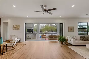 220 90th Ave NE, Saint Petersburg, FL 33702 - Photo 11