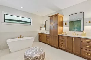 220 90th Ave NE, Saint Petersburg, FL 33702 - Photo 53