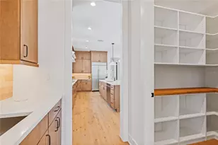 220 90th Ave NE, Saint Petersburg, FL 33702 - Photo 29