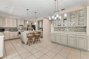 10746 Cory Lake Dr, Tampa, FL 33647 - Photo 21