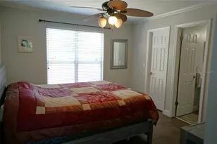 10122 Winsford Oak Blvd, Tampa, FL 33624 - Photo 7
