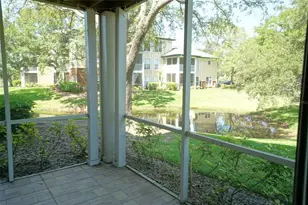 10122 Winsford Oak Blvd, Tampa, FL 33624 - Photo 13