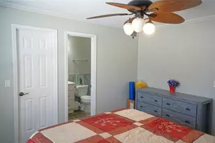 10122 Winsford Oak Blvd, Tampa, FL 33624 - Photo 9